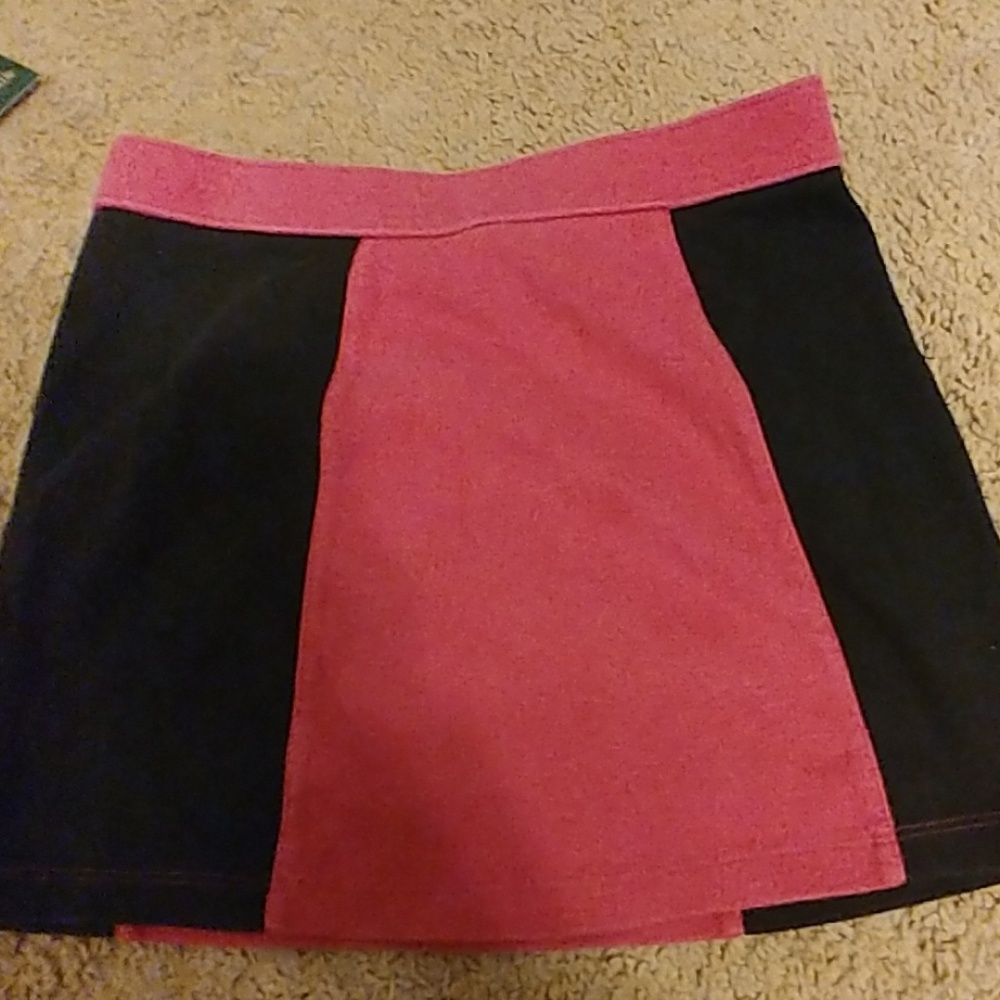 Pink and black kids skirt